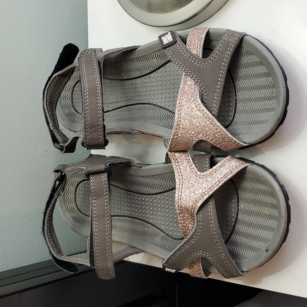 Muk Luks glitter sandals
